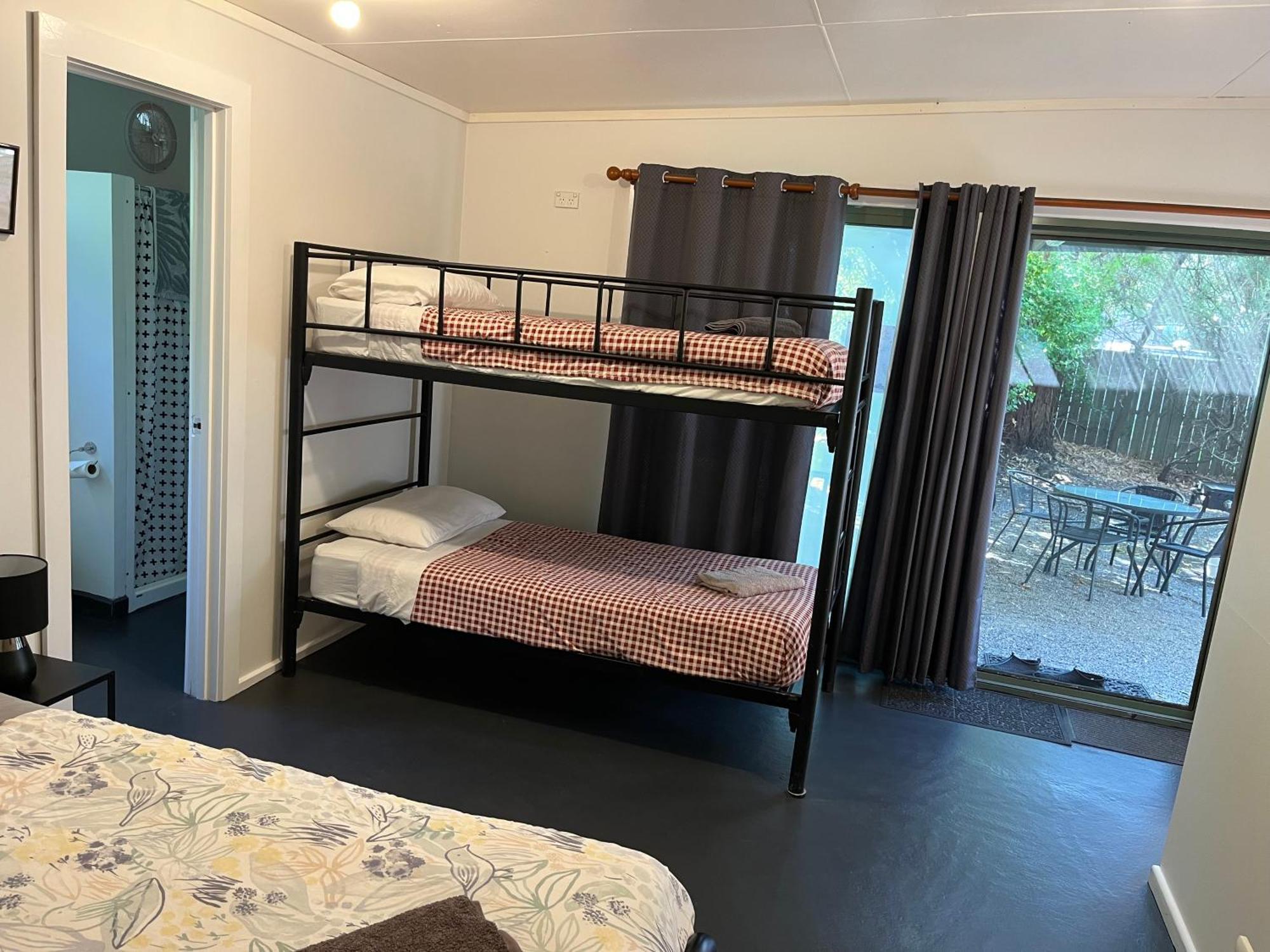 Tim'S Place Vandrarhem Halls Gap Exteriör bild